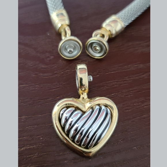 Vintage Heart Necklace and Earrings - Picture 4 of 9